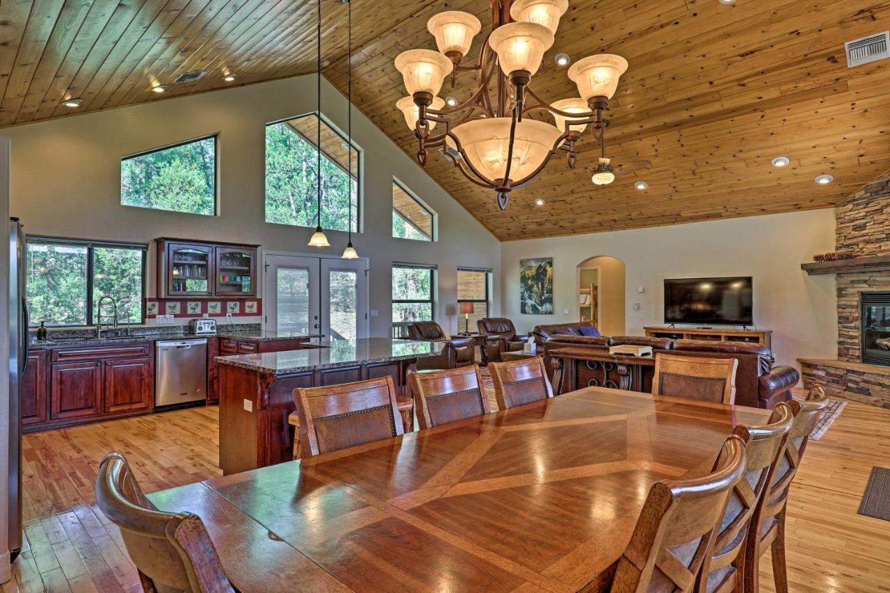 Serene Lakeside Cabin With Decks And Edler Lake Views! Pinetop-Lakeside Exterior photo